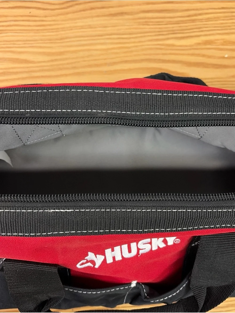 Sky Red and Black Duffel Tool Bag – Heavy-Duty Carrying Case